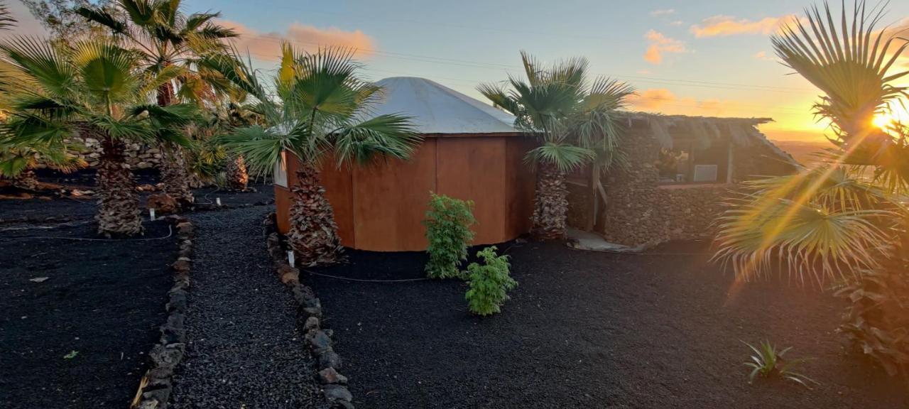 Gemuetliche Holzjurte La Asomada Lanzarote Διαμέρισμα Tías Εξωτερικό φωτογραφία